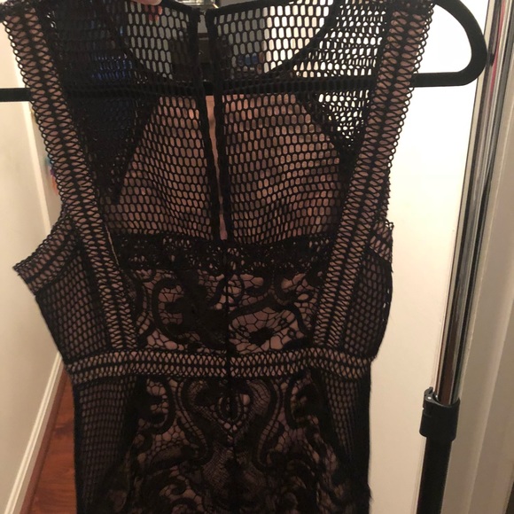 Bloomingdales black lace cocktail dress - Picture 3 of 5